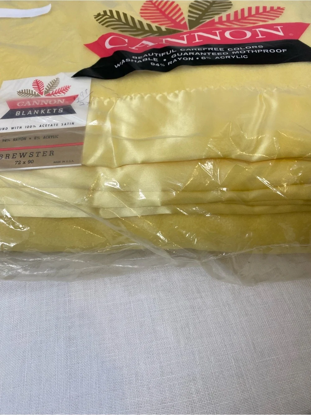 Vintage CANNON Brewster Blanket in Yellow - 72 x 90